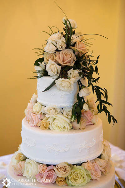 Rose cake topper