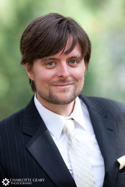 Groom in white tie