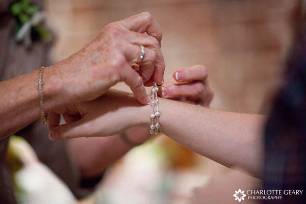 Pearl bracelet