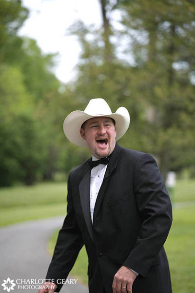 Groomsman with white cowboy hat 
